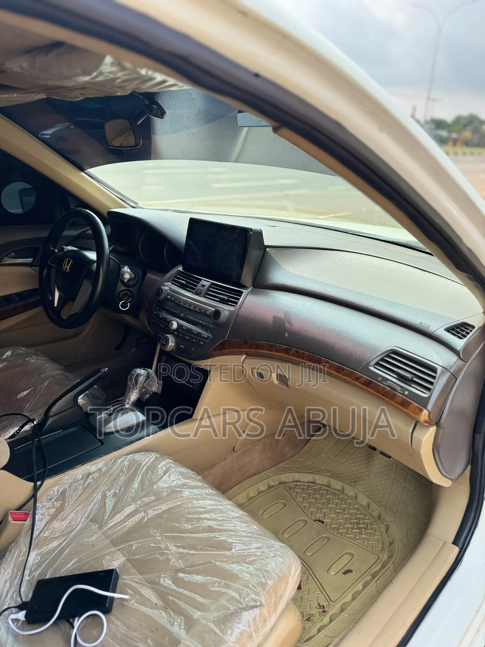 Honda Accord 2009 White