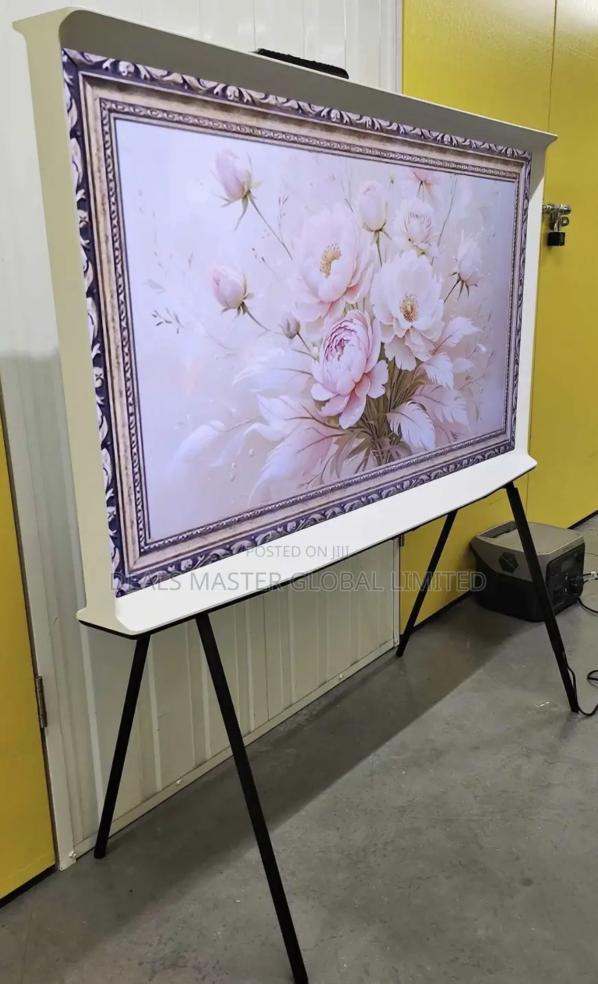 Exceptional UK Used New 50 Inch SAMSUNG SERIF the QLED UHD Artwork