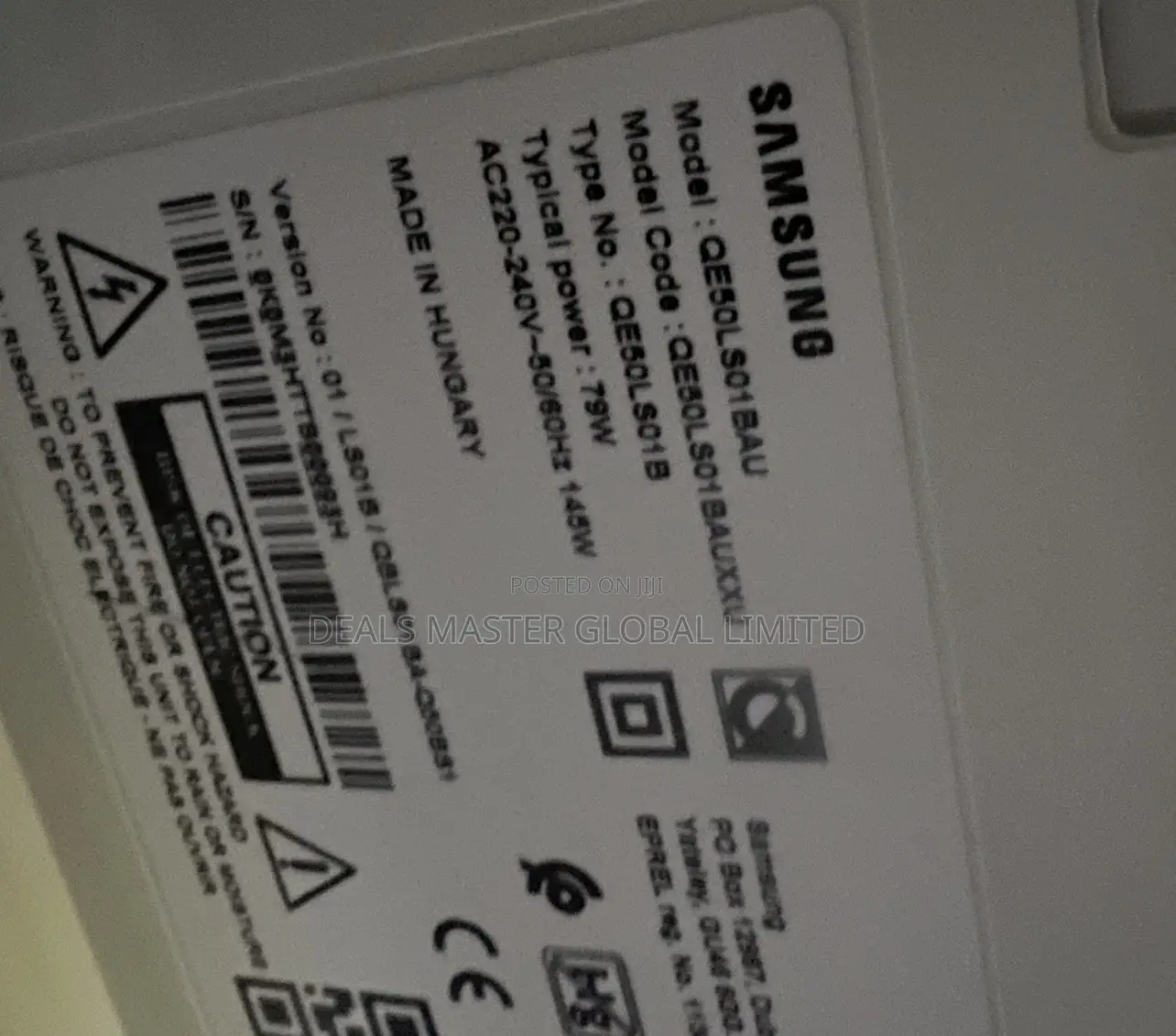 Exceptional UK Used New 50 Inch SAMSUNG SERIF the QLED UHD Artwork