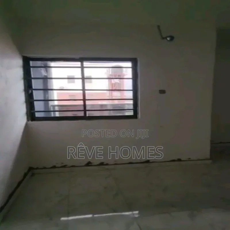 3bdrm Block of Flats in Alagomeji for rent