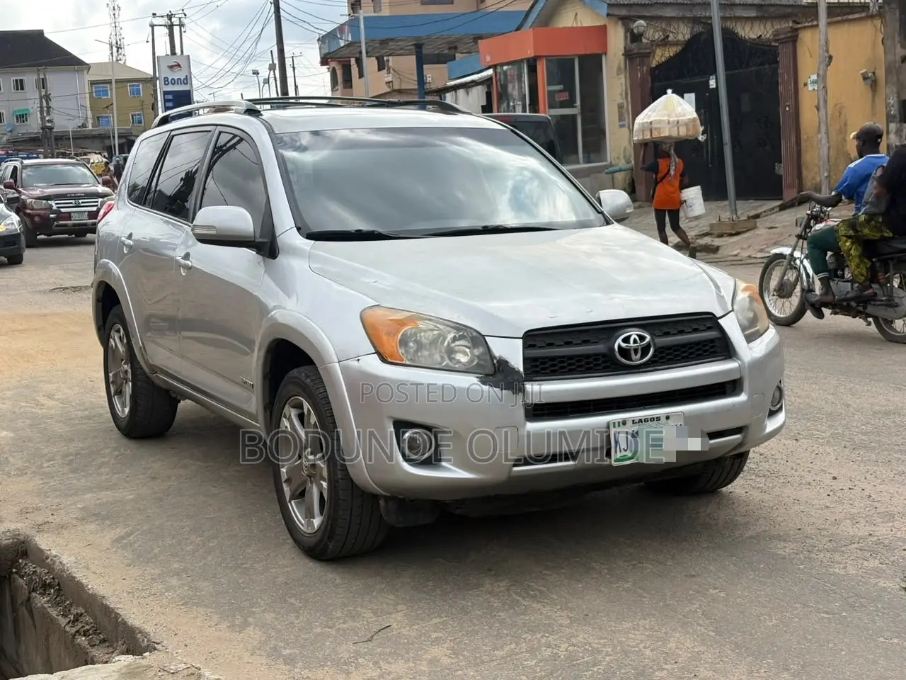 Toyota RAV4 2010 Silver