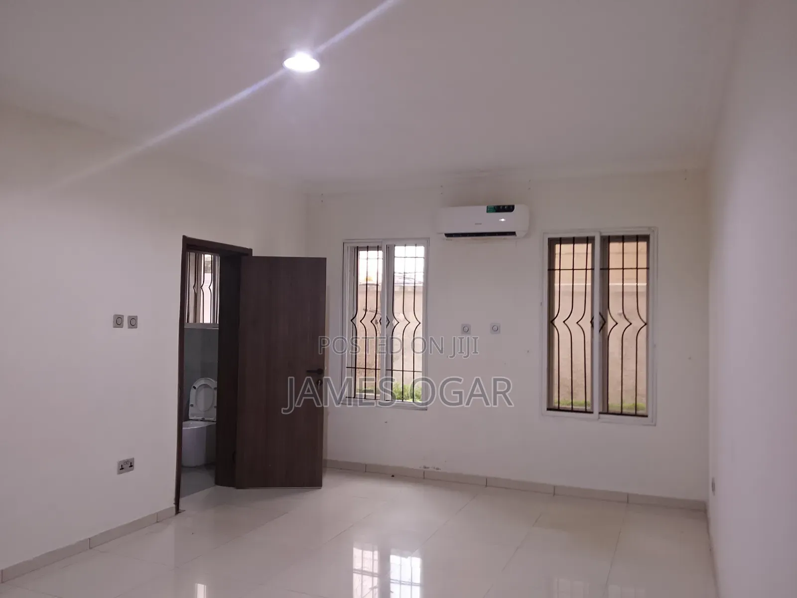 3bdrm Apartment in Lekki Phase I for rent