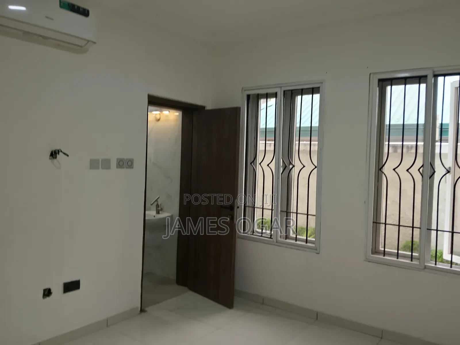 3bdrm Apartment in Lekki Phase I for rent