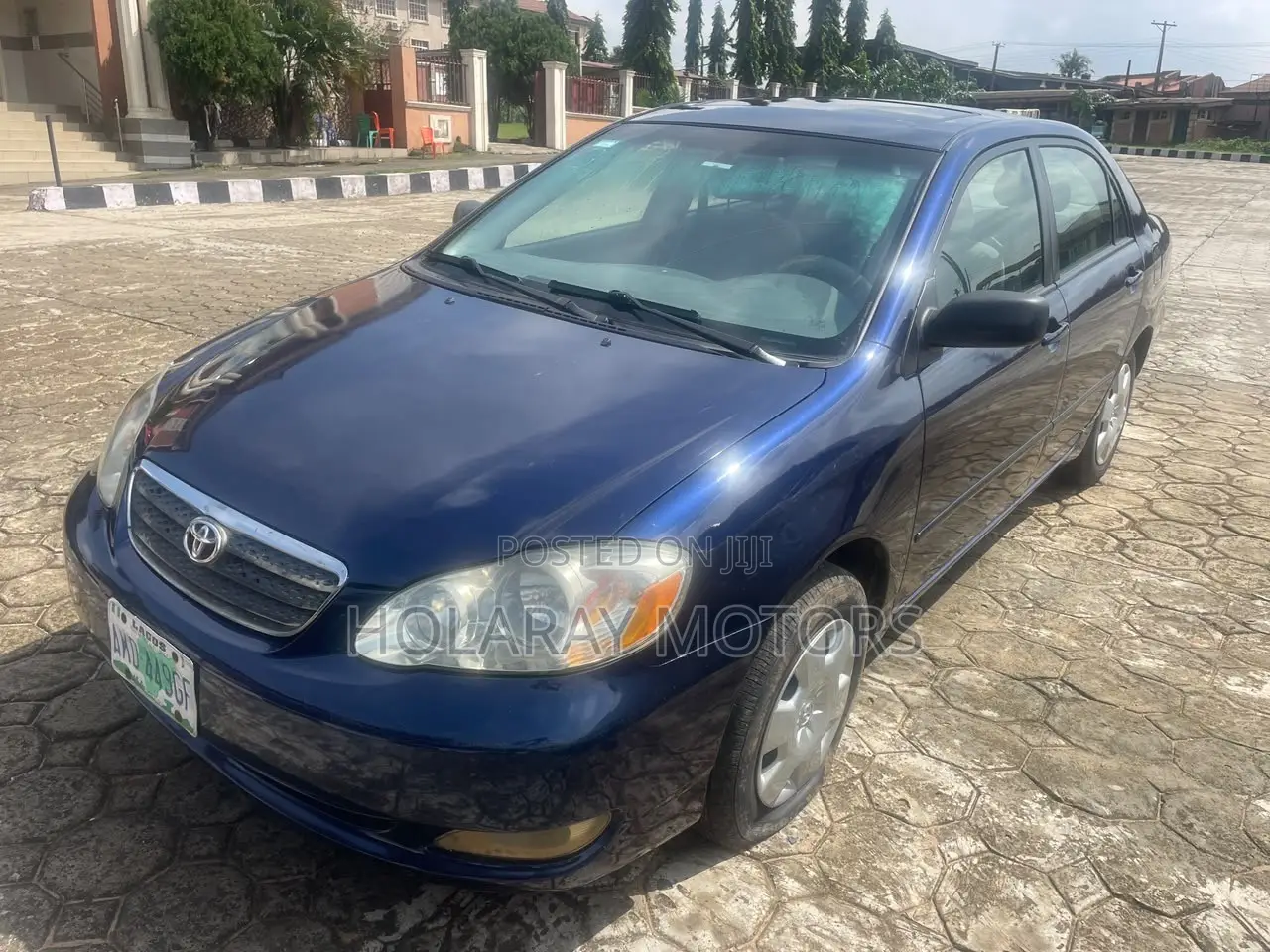 Toyota Corolla LE 2004 Blue