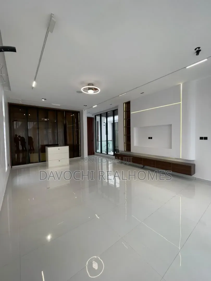 5bdrm Duplex in Victoria Island Extension for sale