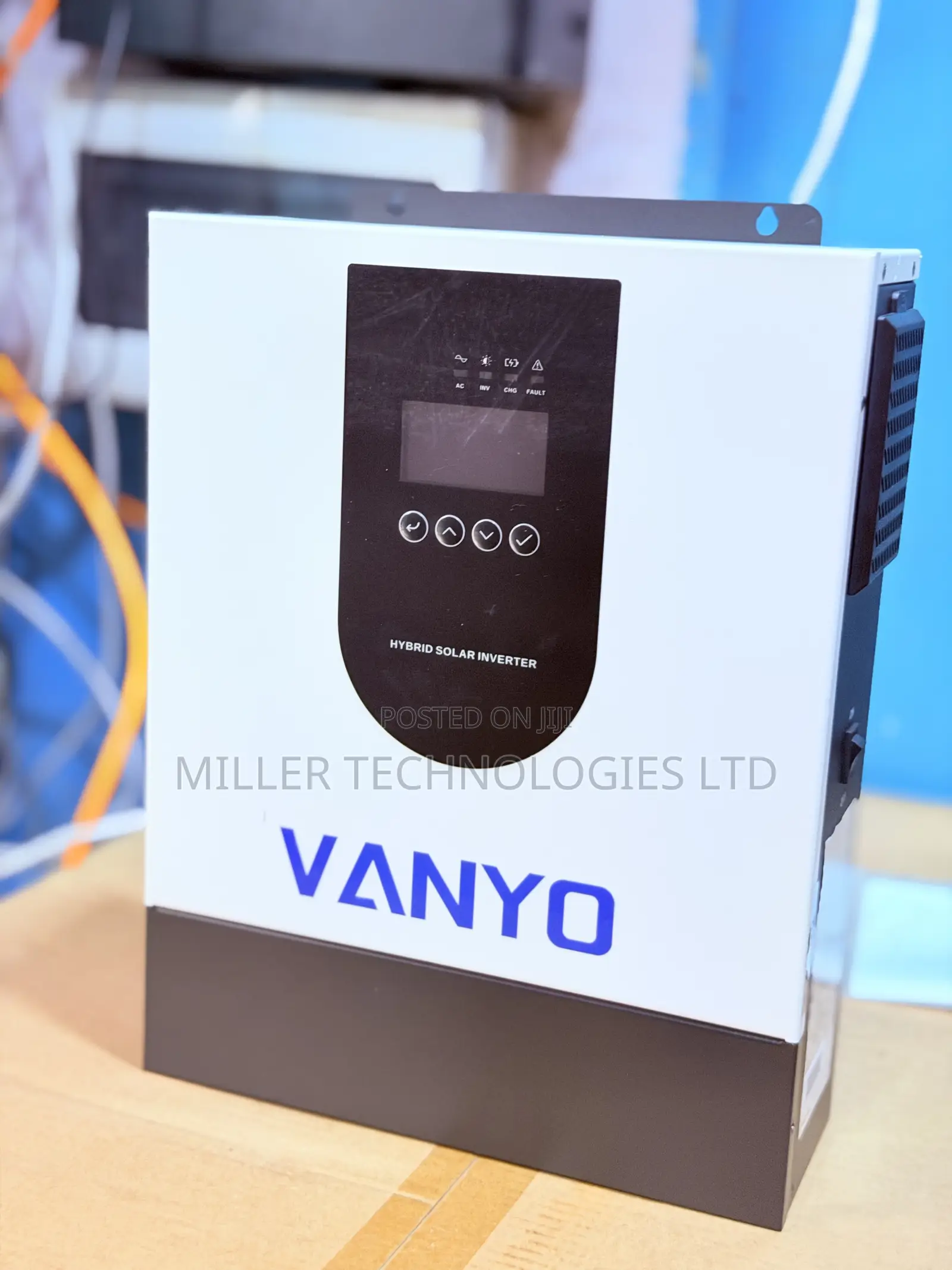 Vanyo 2.5kVA Power Inverter – Solar Energy System