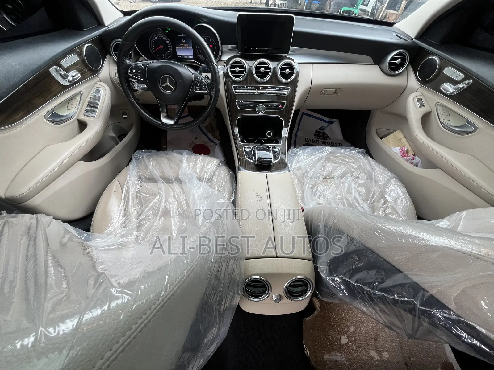 Mercedes-Benz C300 2015 Beige