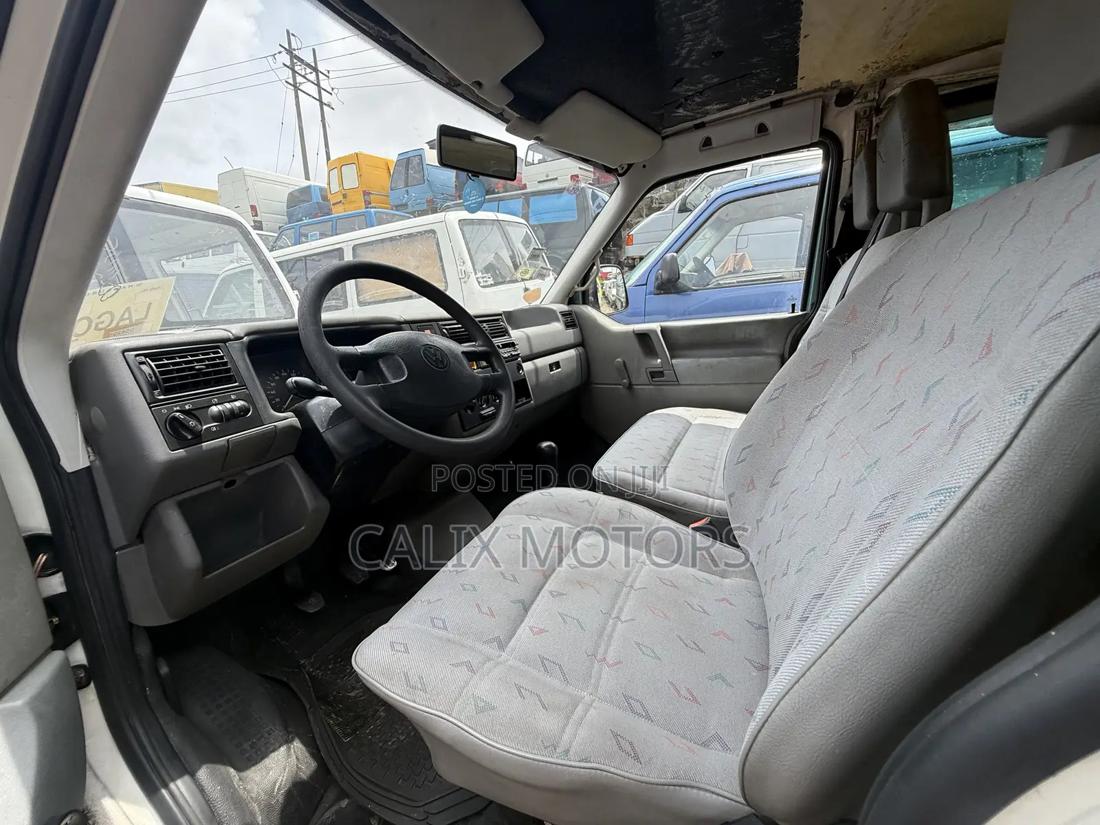 Volkswagen Transporter 2005 White