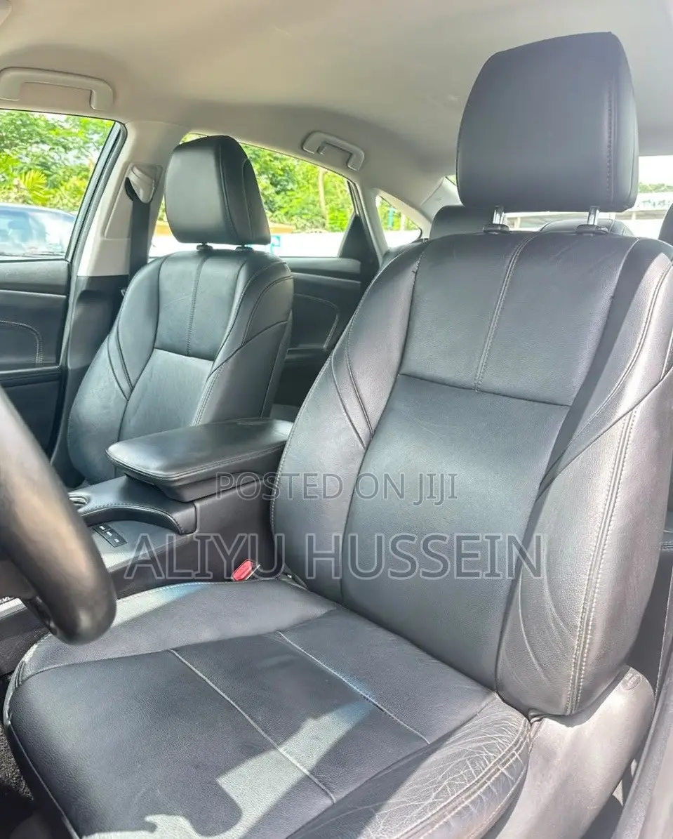 Toyota Avalon 2016 Black