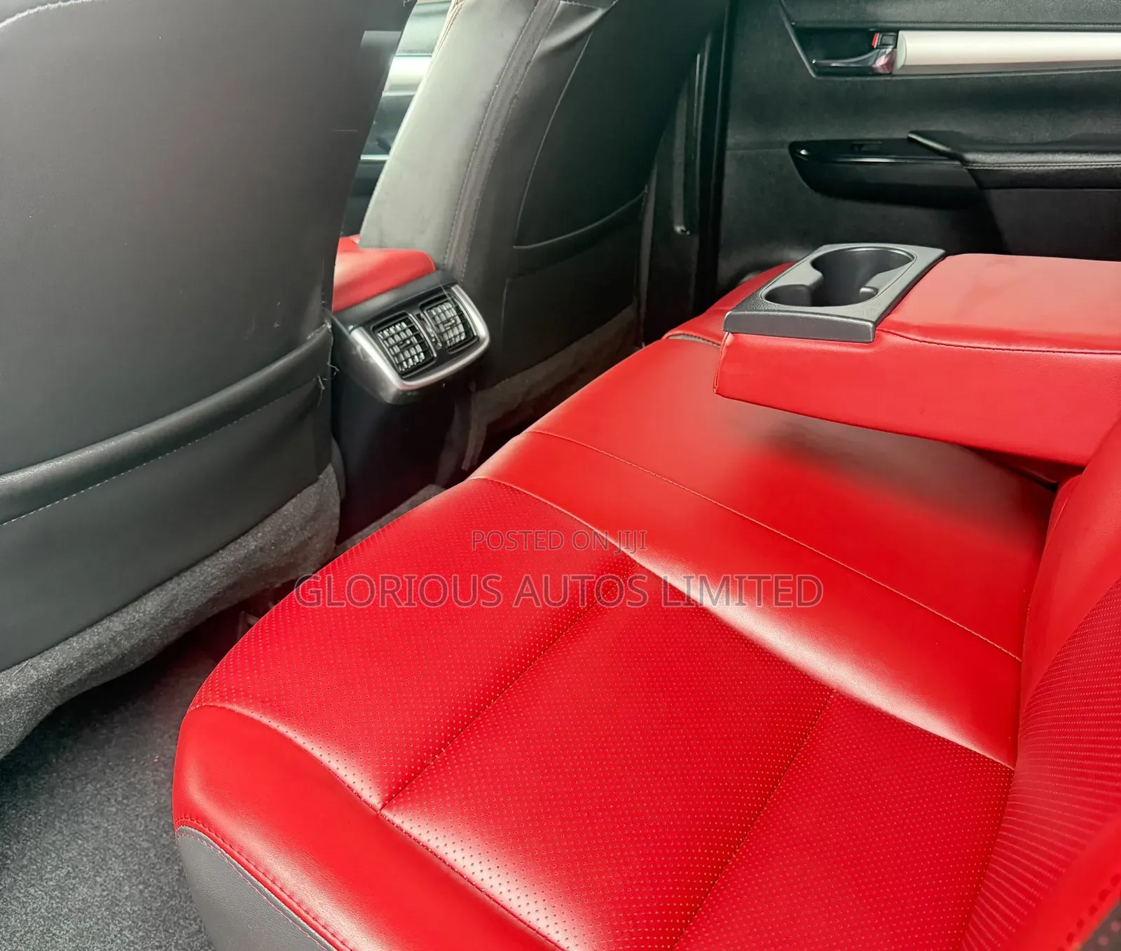 Toyota Hilux 2023 Black