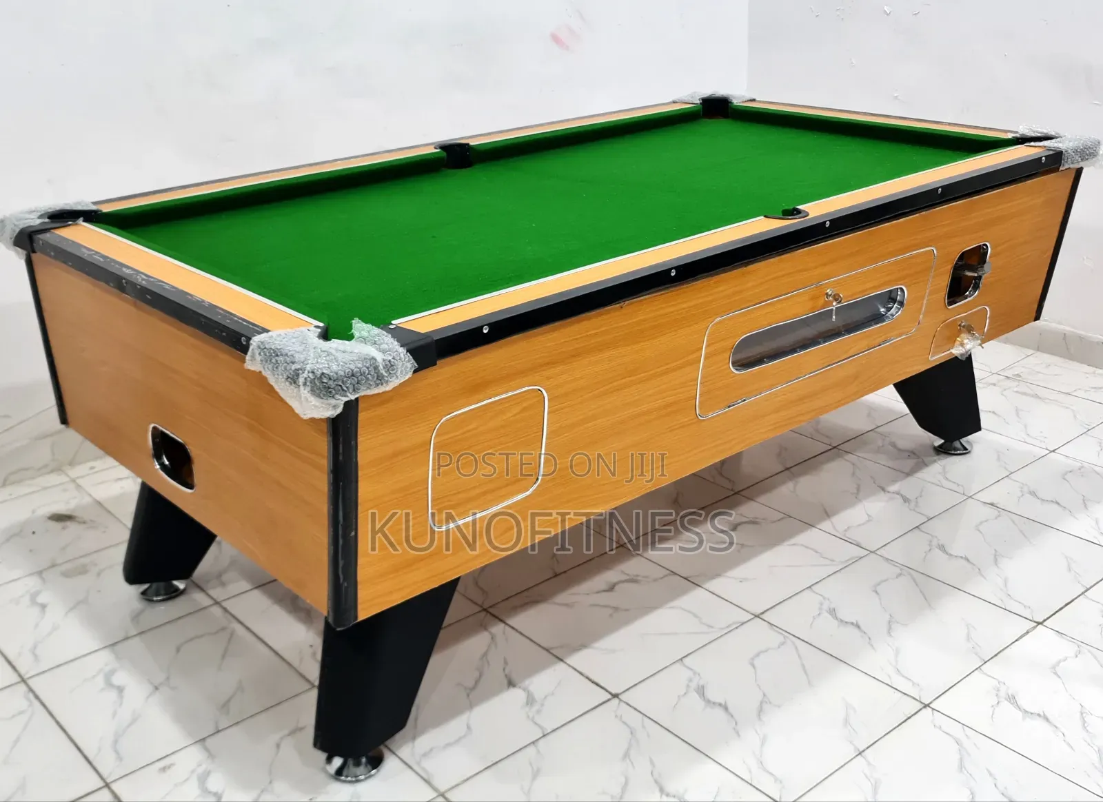 Coin-Operated 7ft Pool Snooker Table HDF Frame