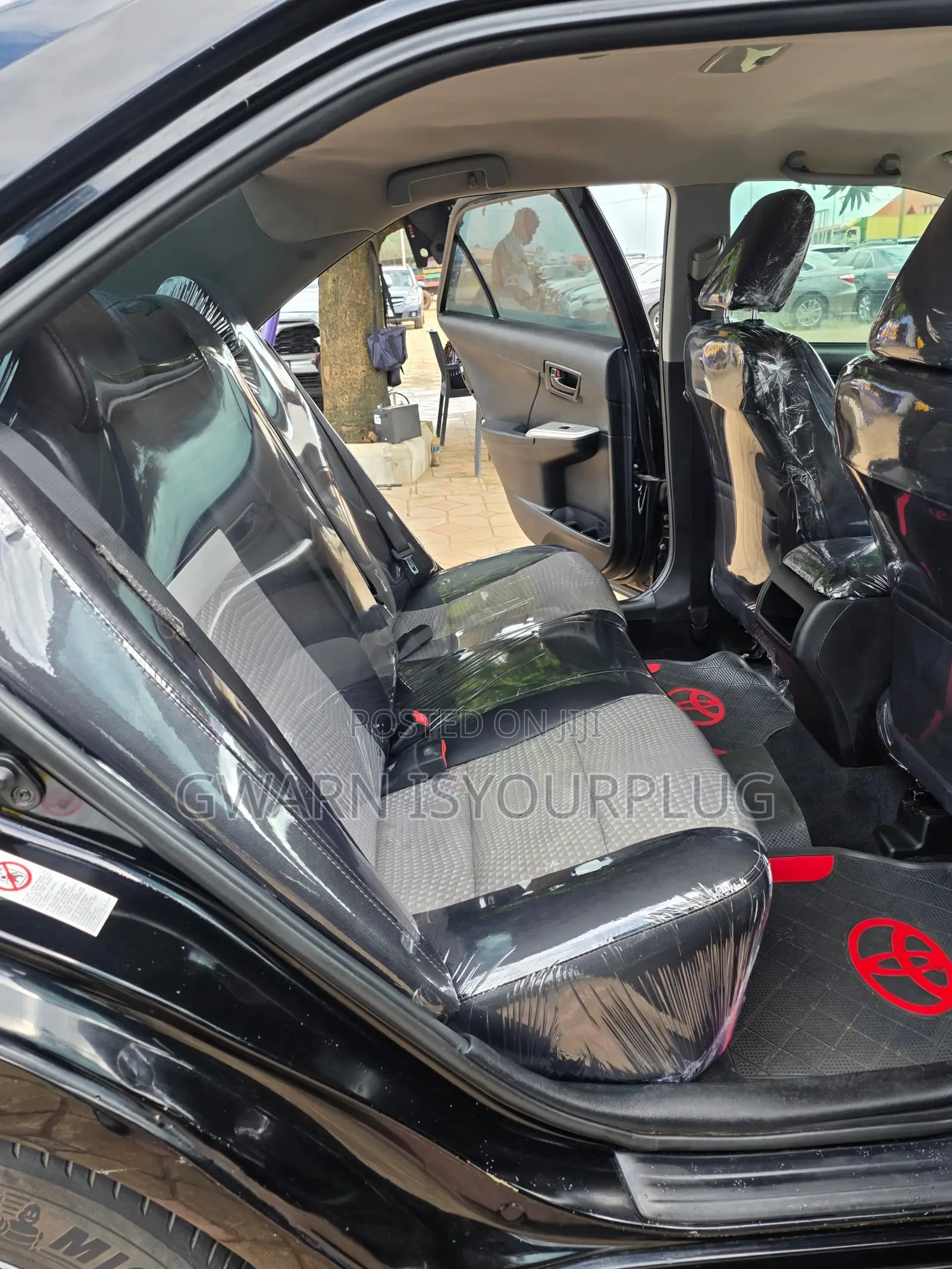 Toyota Camry SE 4dr Sedan (2.5L 4cyl 6A) 2014 Black