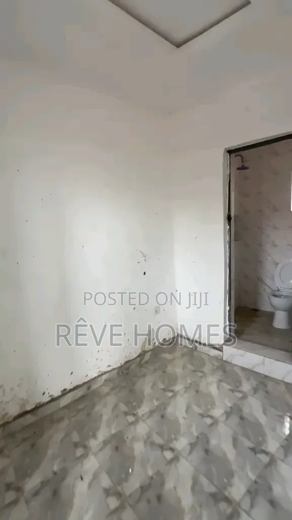 Studio Apartment in Ogudu Road for rent