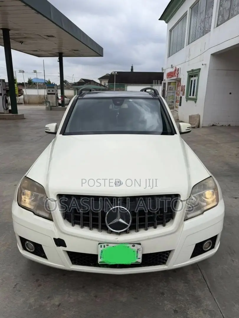 Mercedes-Benz GLK-Class 350 4MATIC 2010 White