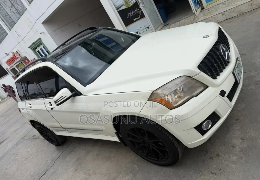 Mercedes-Benz GLK-Class 350 4MATIC 2010 White