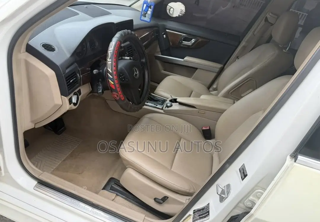 Mercedes-Benz GLK-Class 350 4MATIC 2010 White