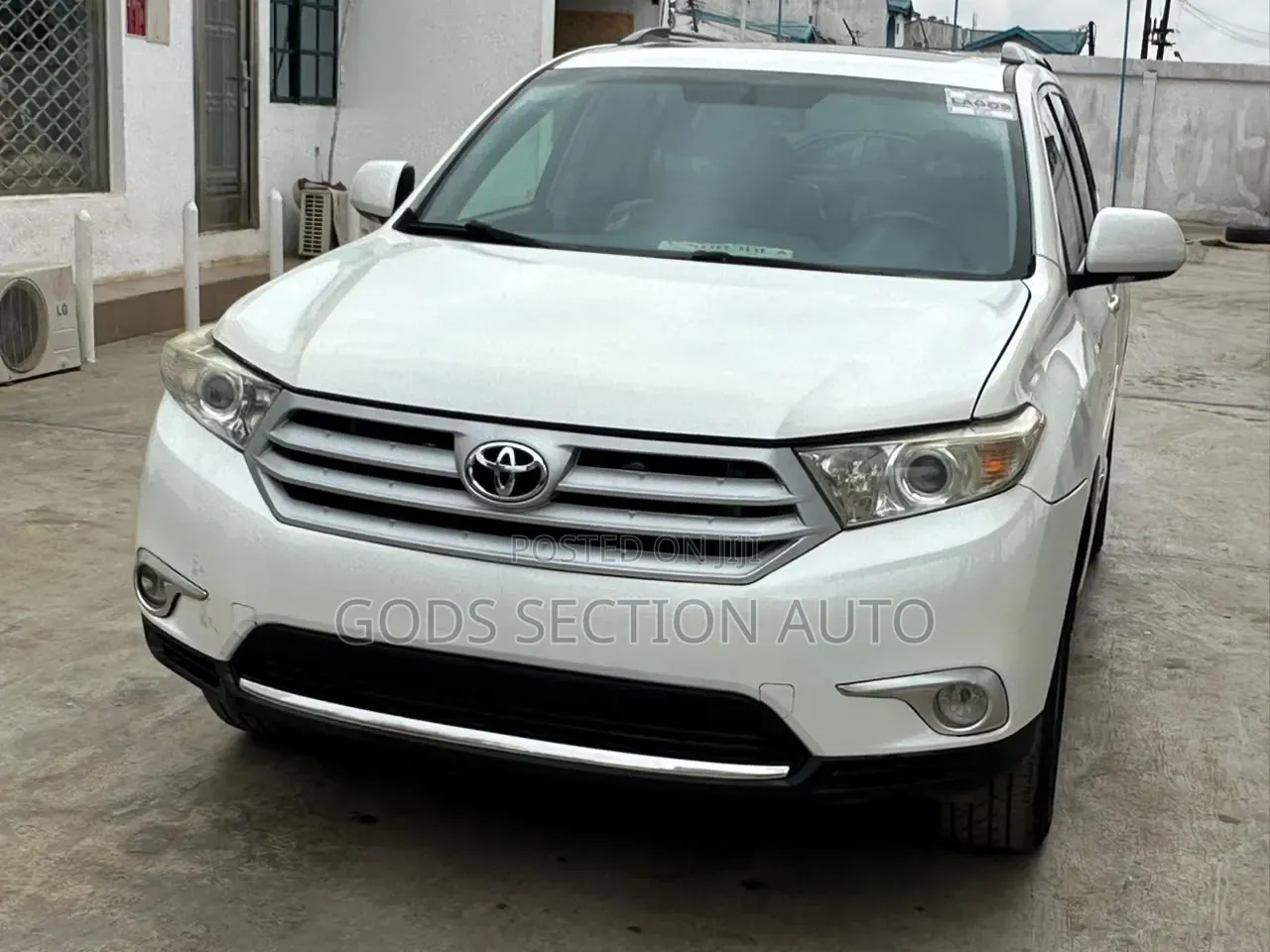 Toyota Highlander Limited 2011 White