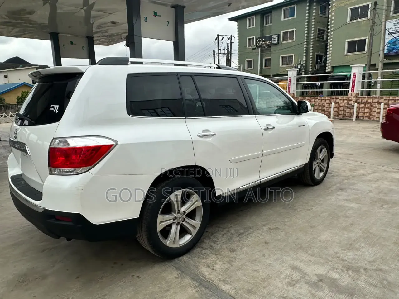 Toyota Highlander Limited 2011 White