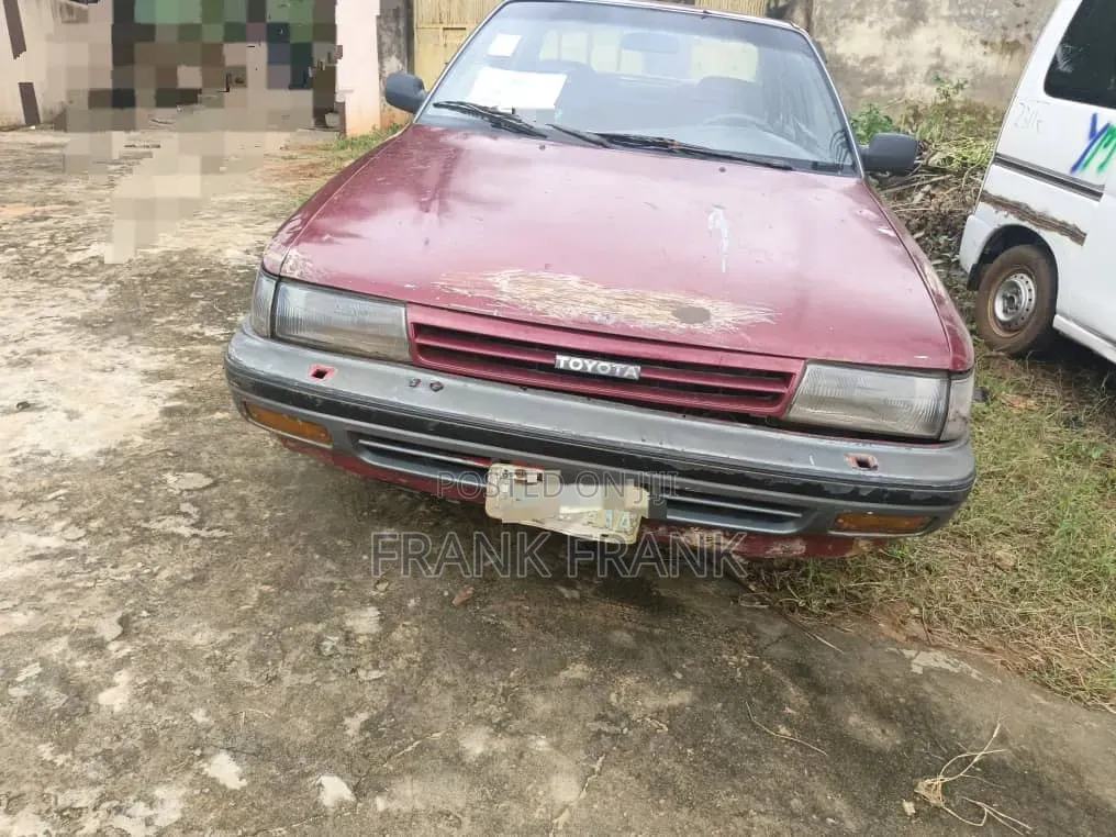 Toyota Carina 1996 Red