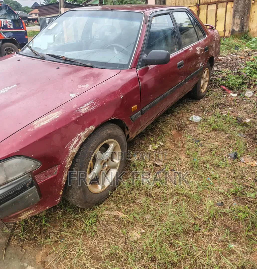 Toyota Carina 1996 Red