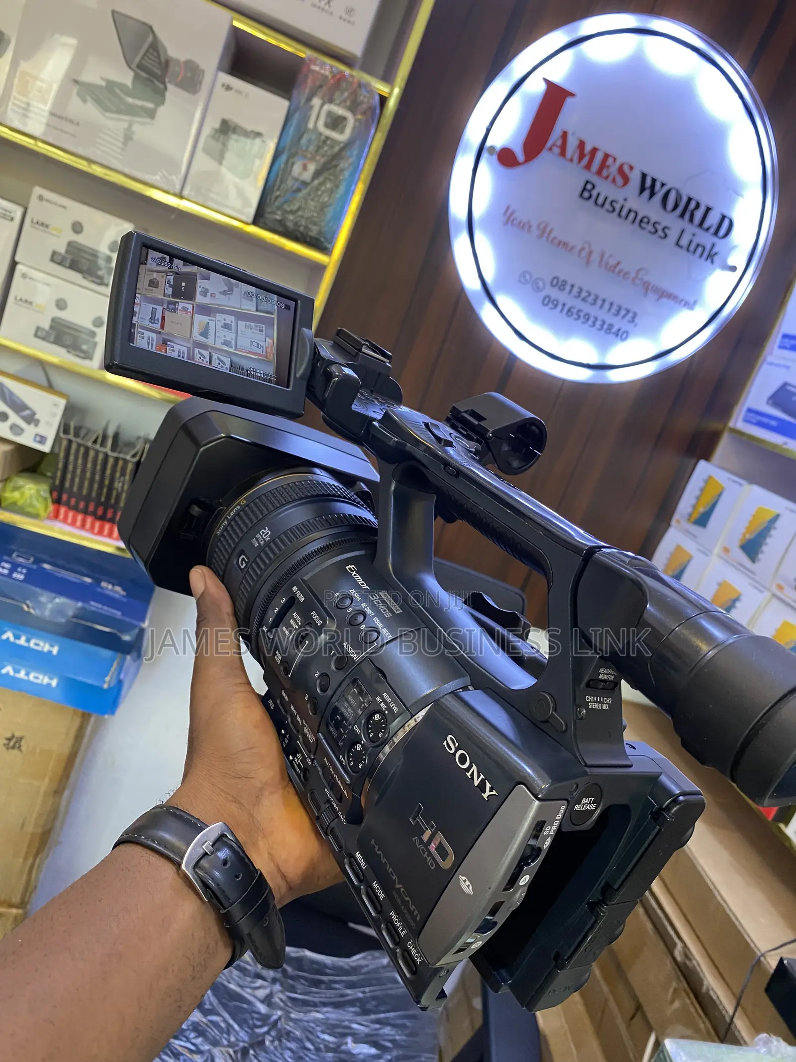 Professional Sony Video Camera Ax2000
