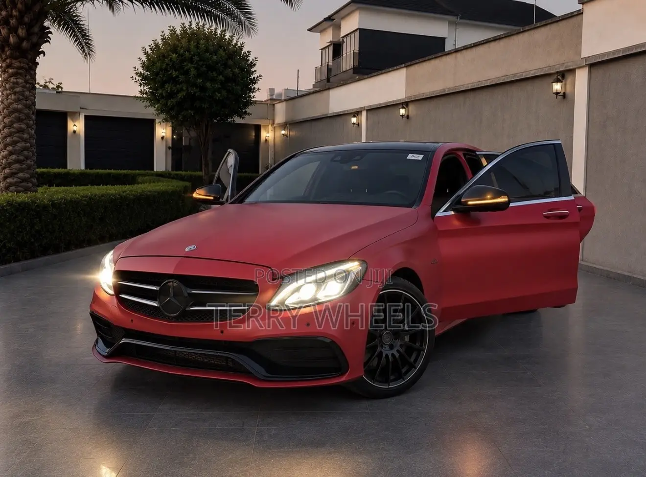 Mercedes-Benz C400 2016 Red