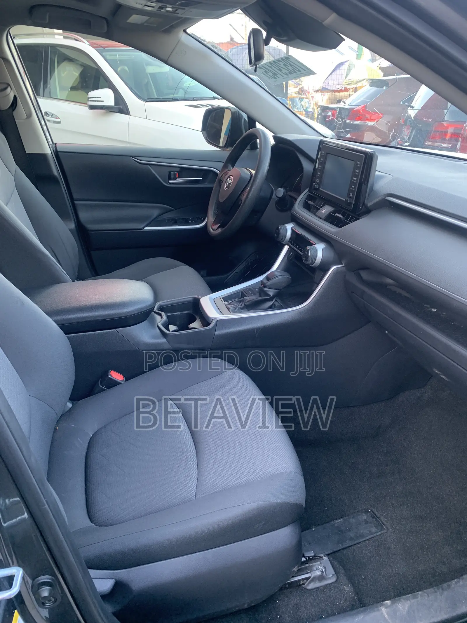 Toyota RAV4 XLE AWD 2019 Gray
