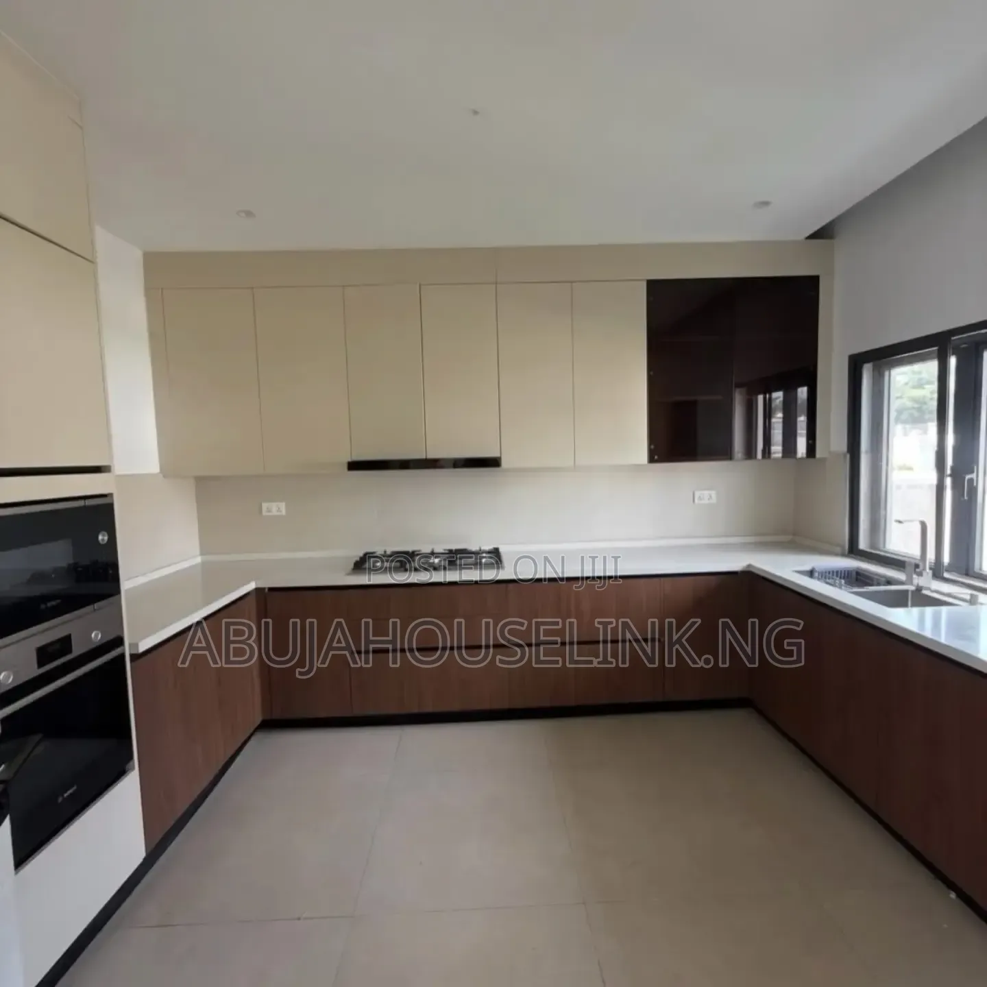 5bdrm Duplex in Jabi Waterfront for sale