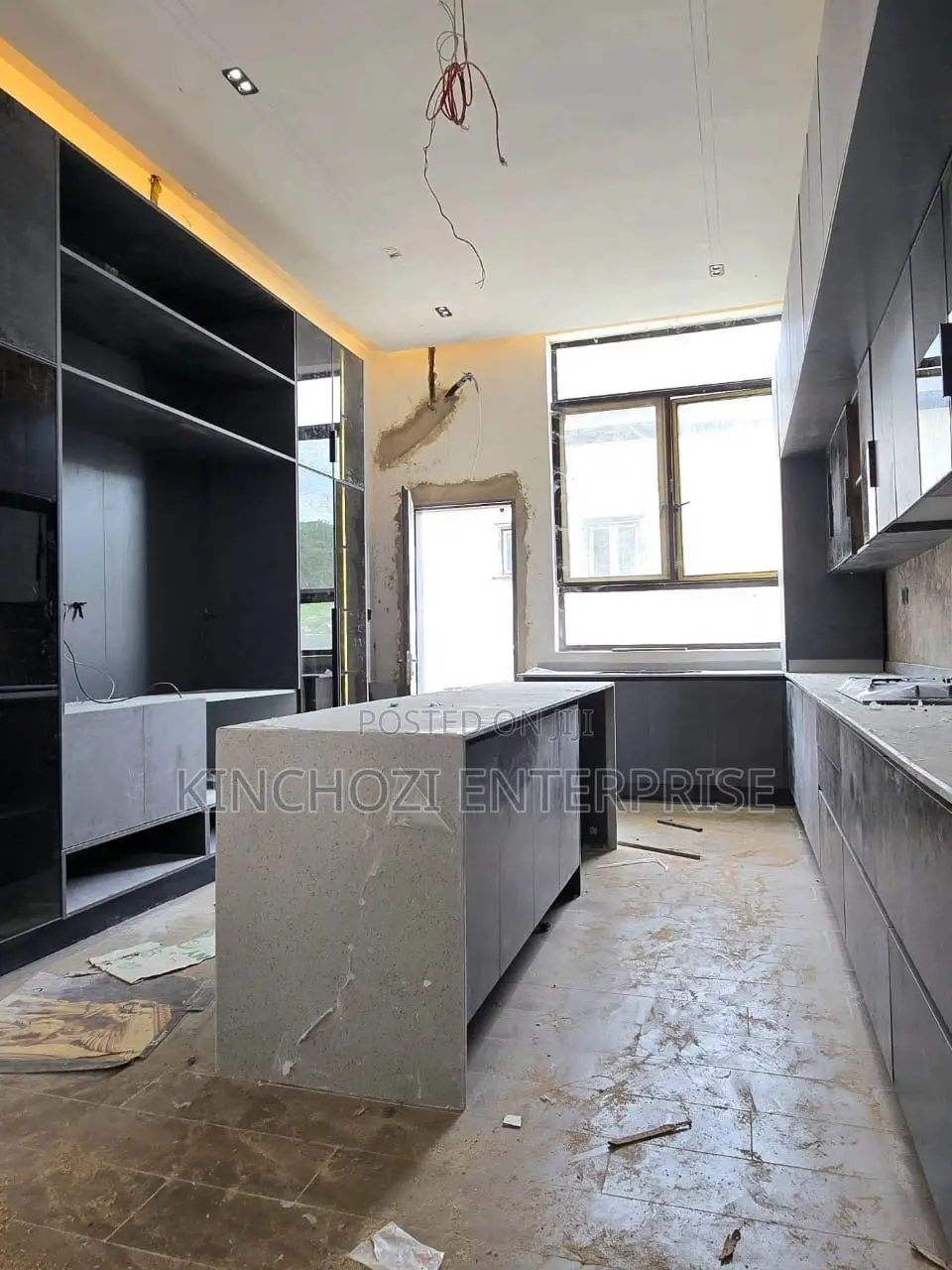 7bdrm Duplex in Shehu Street Guzape for sale