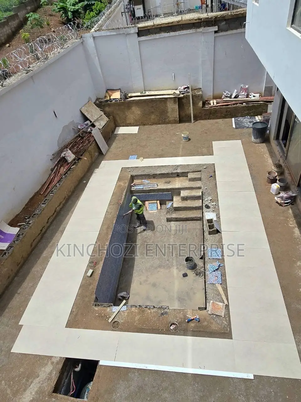 7bdrm Duplex in Shehu Street Guzape for sale