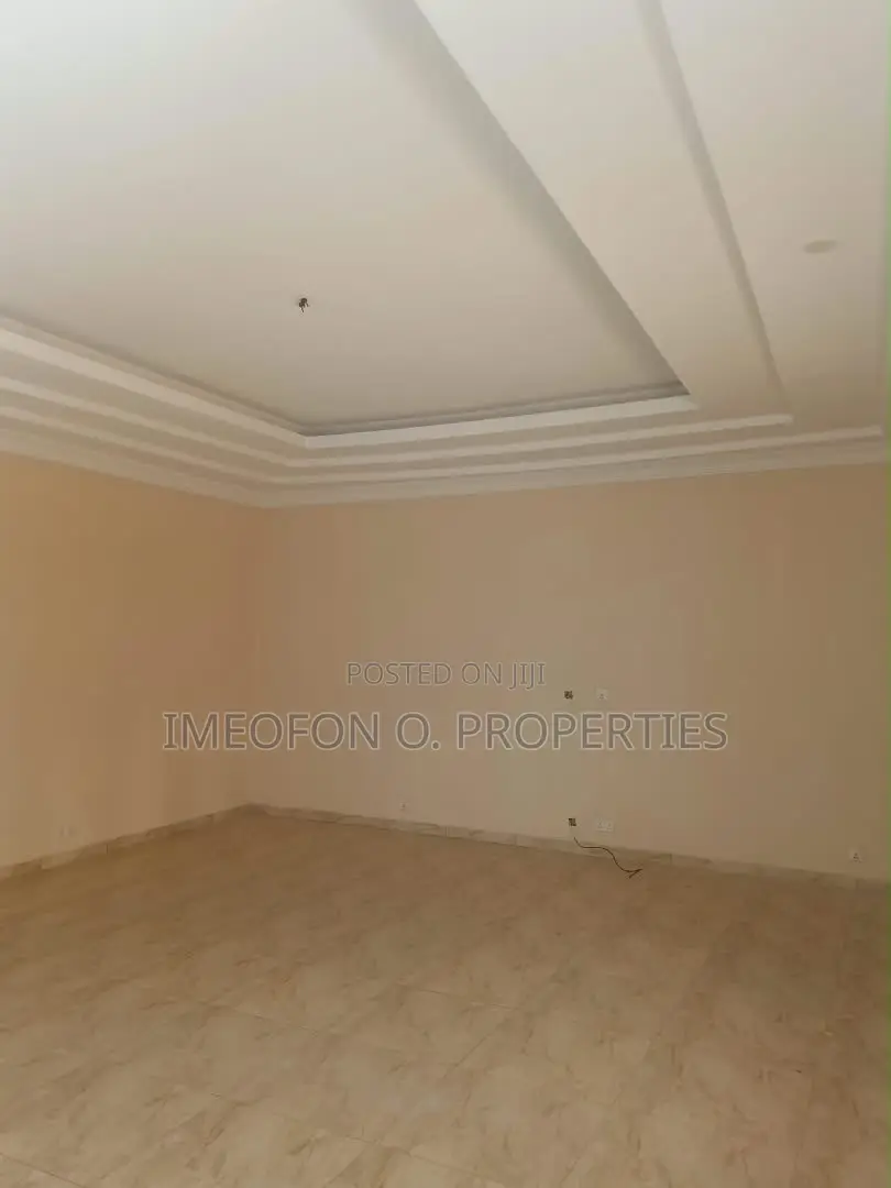 3bdrm Bungalow in Kubwa for sale