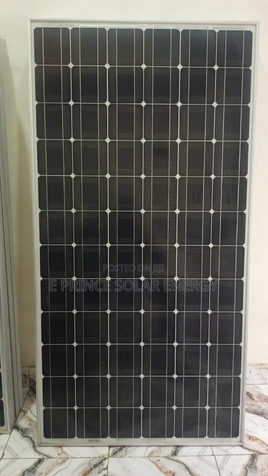 300 Watts Canadians Solar Panel Mono