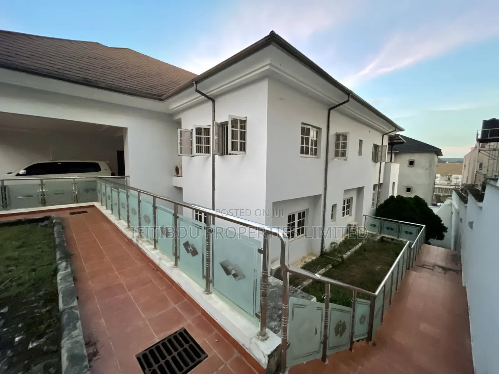 7bdrm Duplex in Guzape District for rent