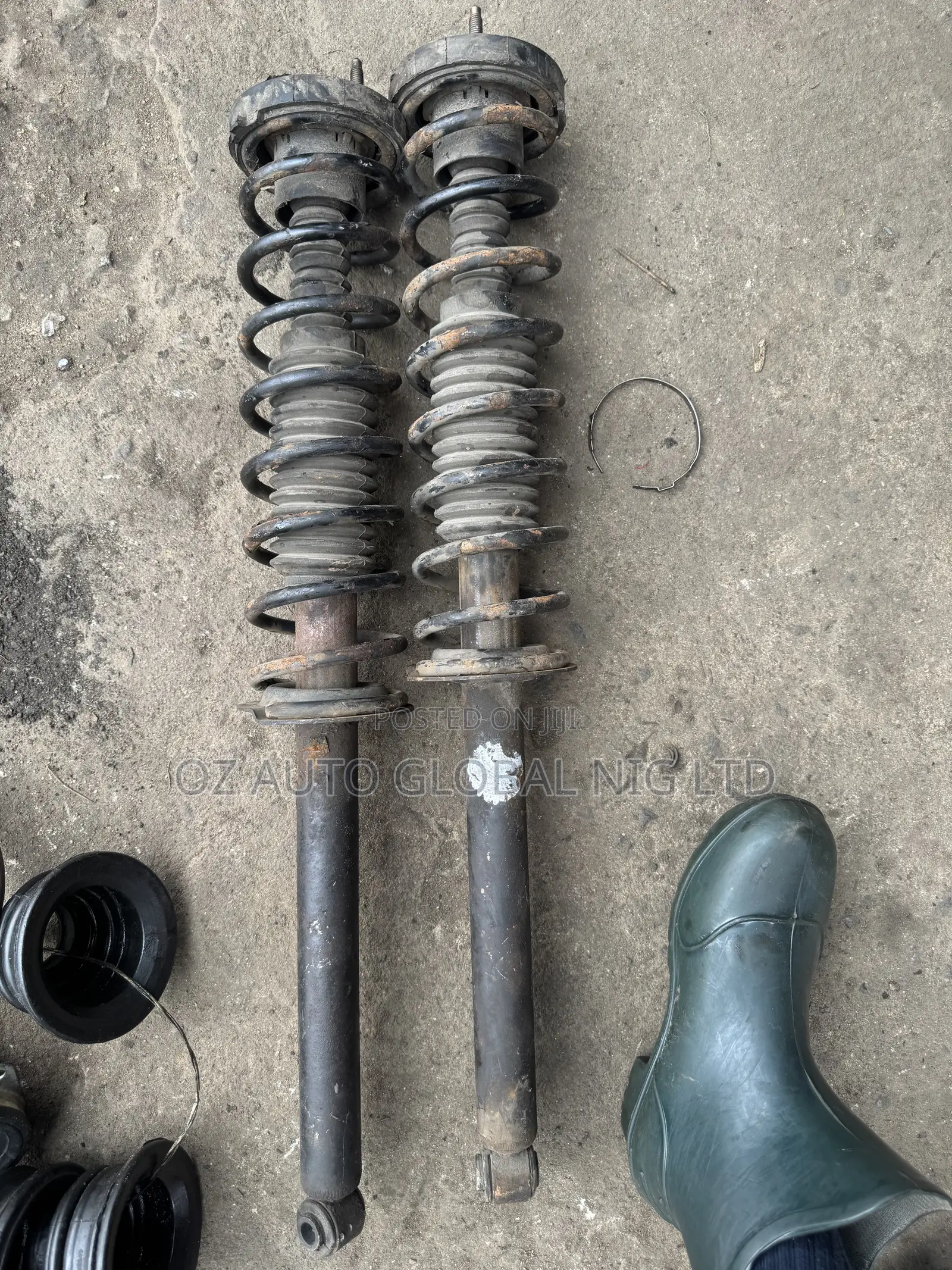 Renault Express Rear Shock Absorber – Direct Tokunbo