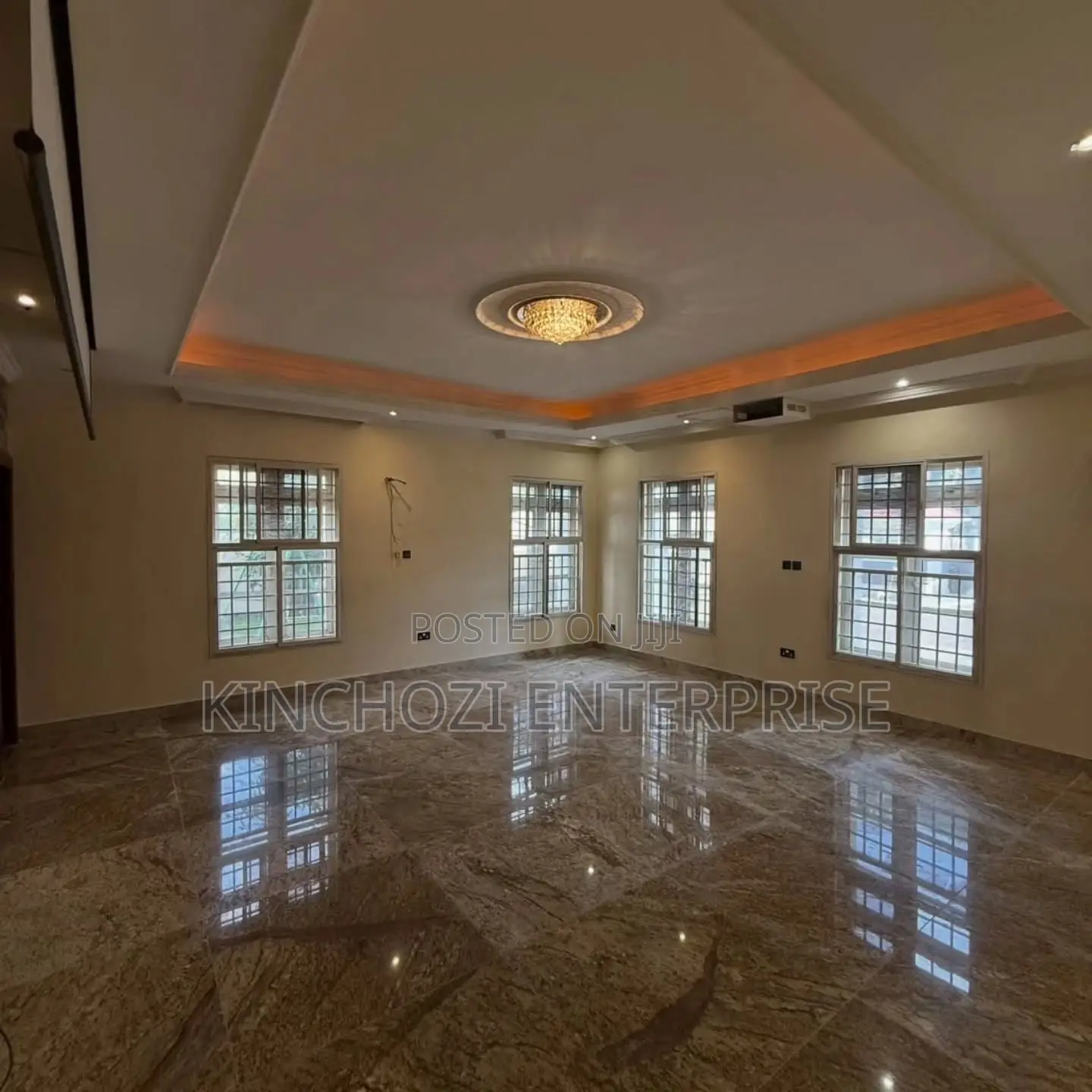 5bdrm Duplex in Apo Legislative, Zone B for sale
