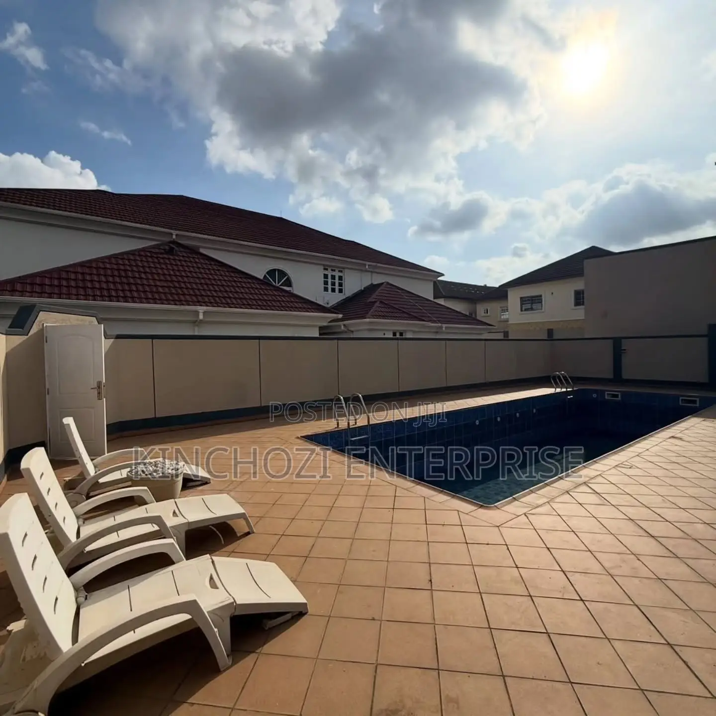 5bdrm Duplex in Apo Legislative, Zone B for sale