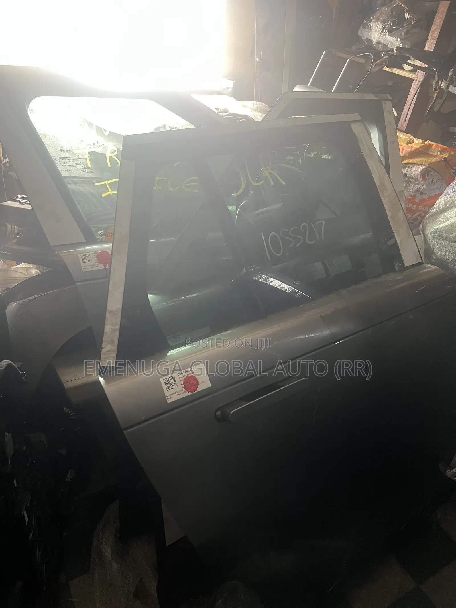 Range Rover Door Vogue 2024