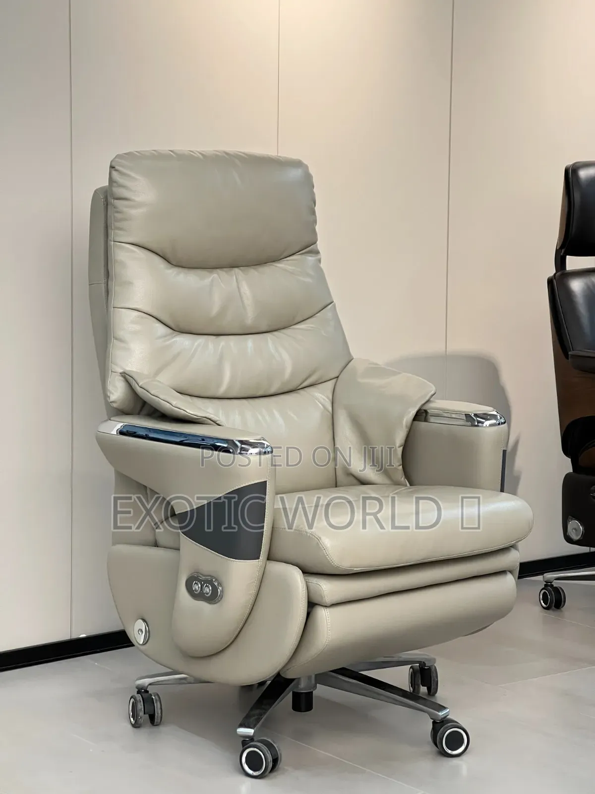 Executive Massage Office Chair (Grey Leather and Cream Color