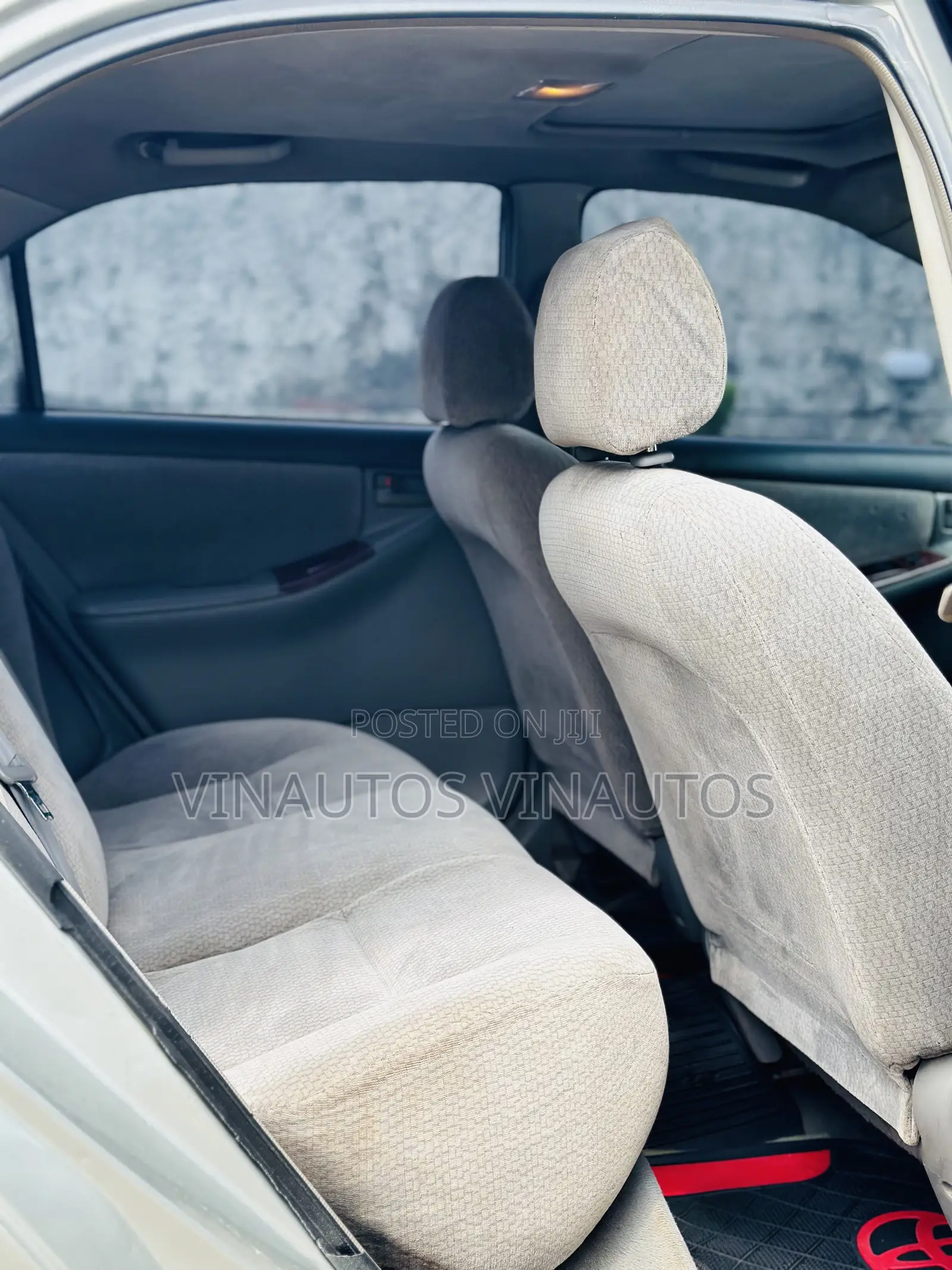 Toyota Corolla 2004 Silver