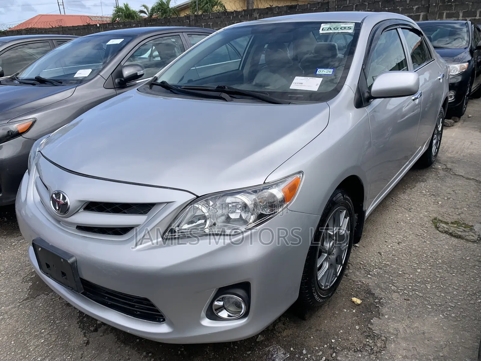 Toyota Corolla 2010 Silver