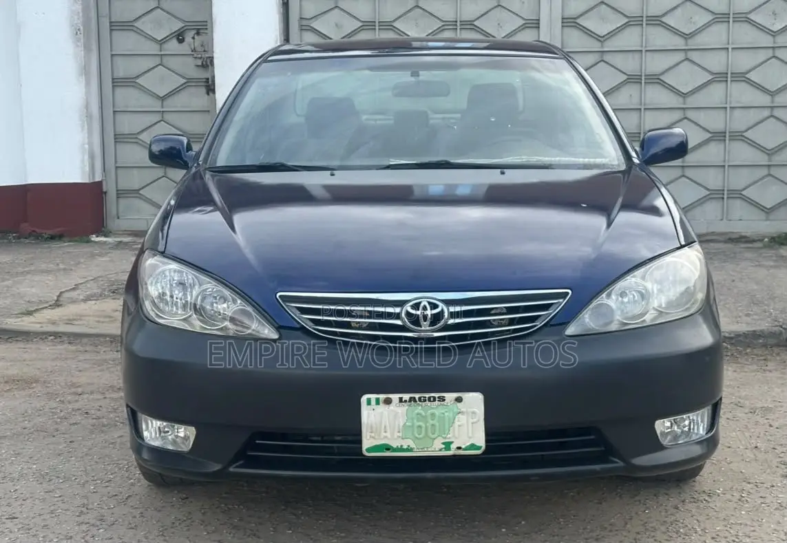 Toyota Camry LE 4dr Sedan (2.4L 4cyl 5A) 2006 Blue