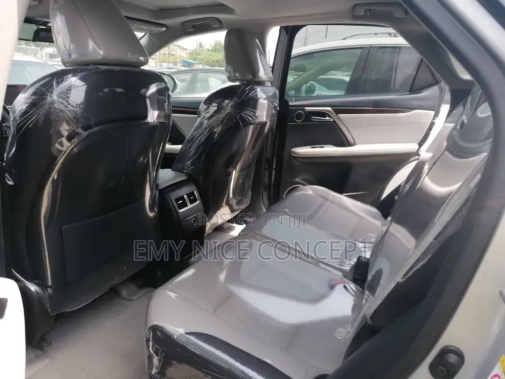 Lexus RX 350 FWD 2017 Silver
