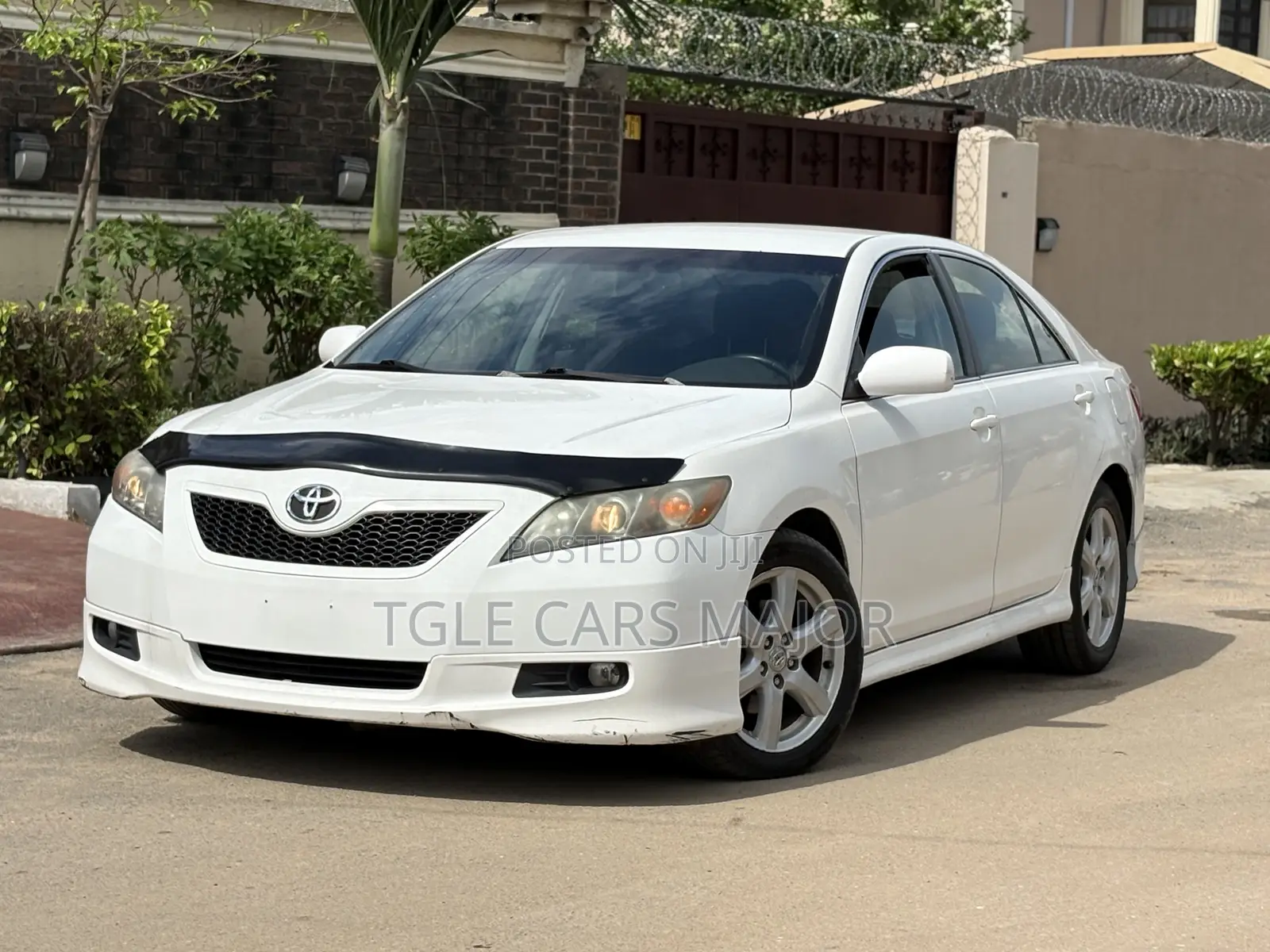 Toyota Camry SE V6 4dr Sedan (3.5L 6cyl 6AM) 2007 White