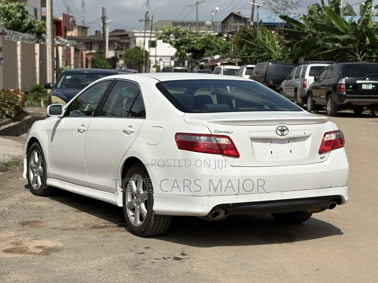 Toyota Camry SE V6 4dr Sedan (3.5L 6cyl 6AM) 2007 White