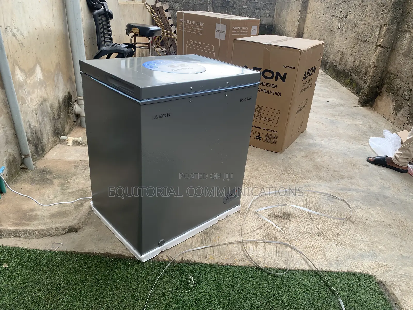 AEON 150L Chest Freezer – Efficient Food Preservation