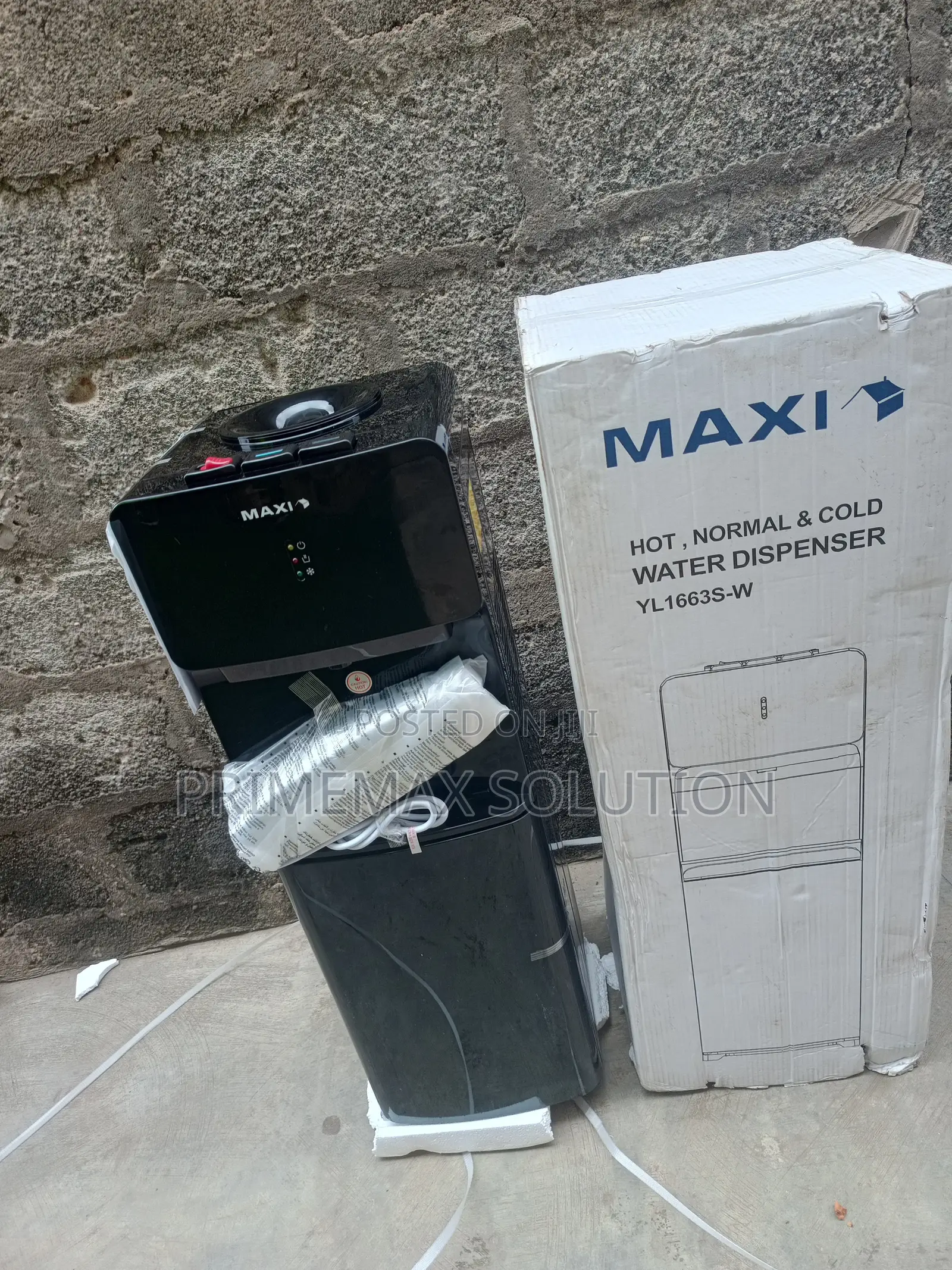 Stay Hydrated in Style With the Maxi 1663s-W 3-Faucet Dispenser