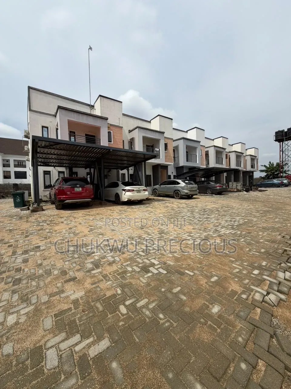 4bdrm Townhouse/Terrace in Happy Place, Mbora for sale