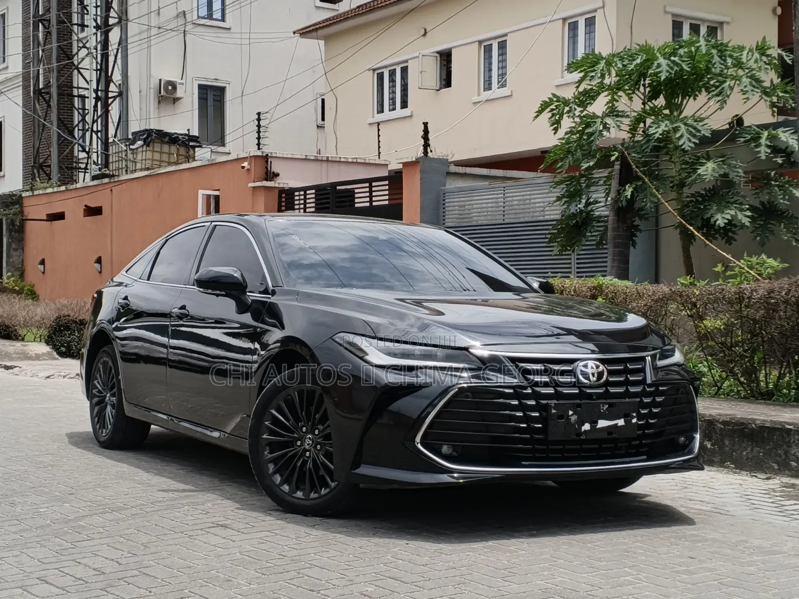 Toyota Avalon XLE 2022 Black