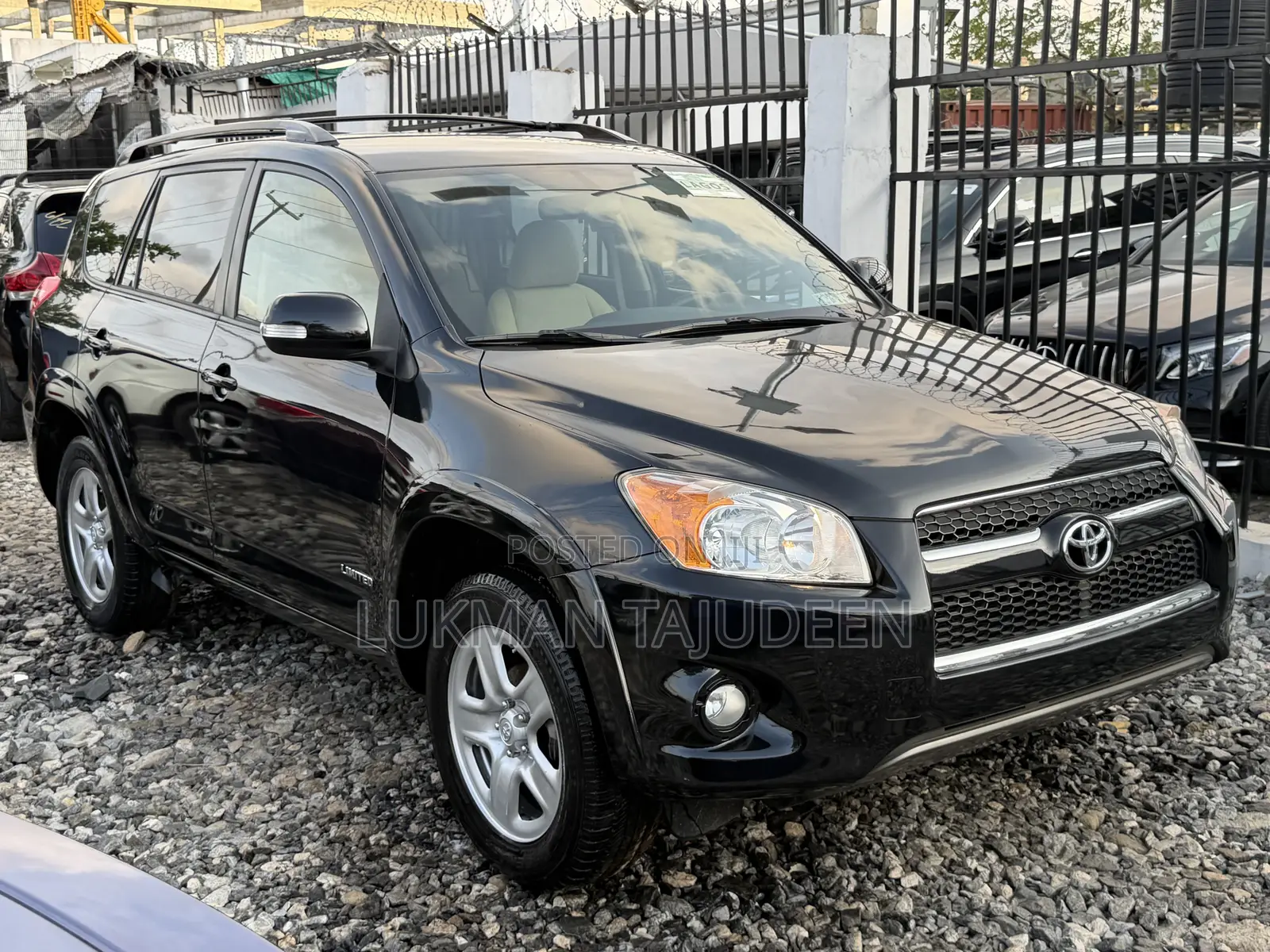 Toyota RAV4 2.0 4x4 VX 2009 Black