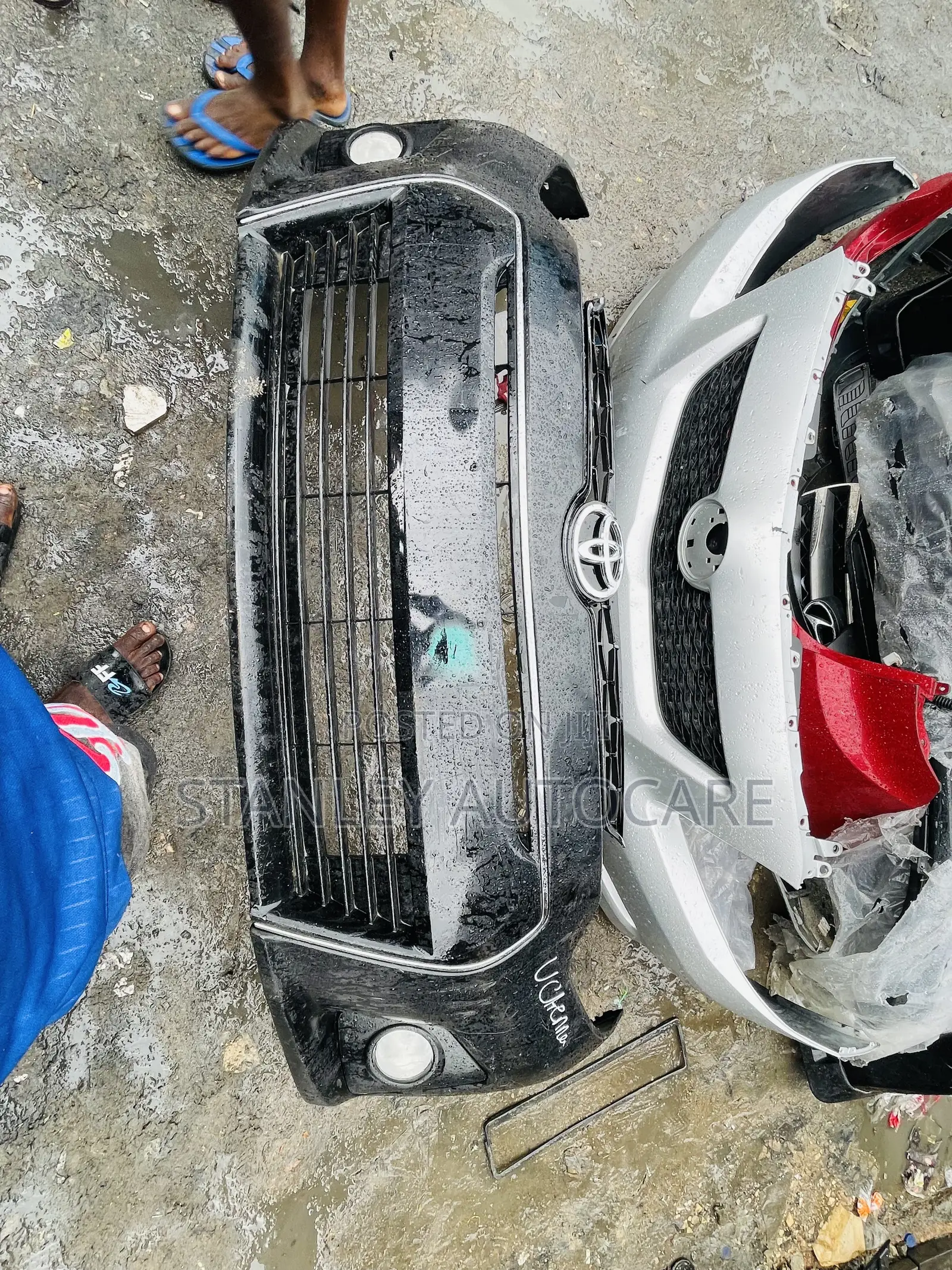 Complete Front Bumper Corolla 2014 XLE